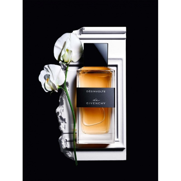 GIVENCHY Desinvolte