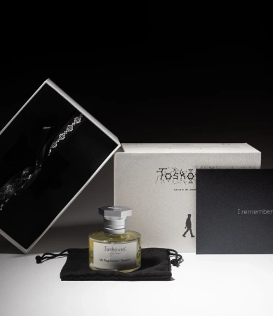Toskovat Perfumes My Past Selves’ Flowers